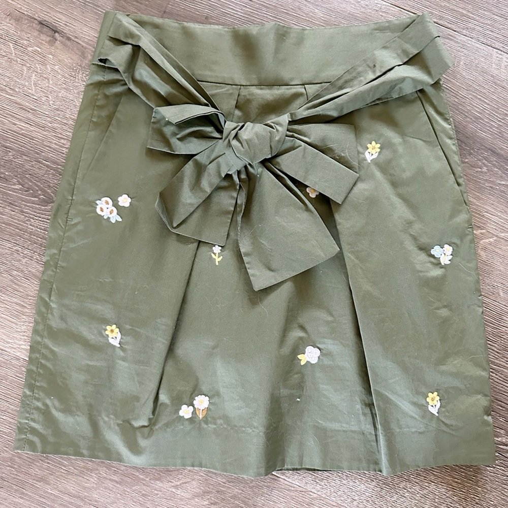J Crew floral bow mini skirt